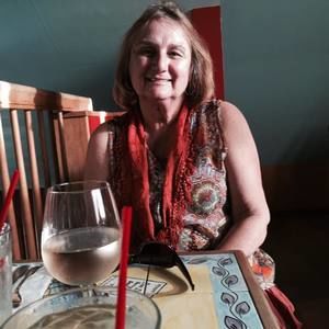 Meet your Posher, Gina